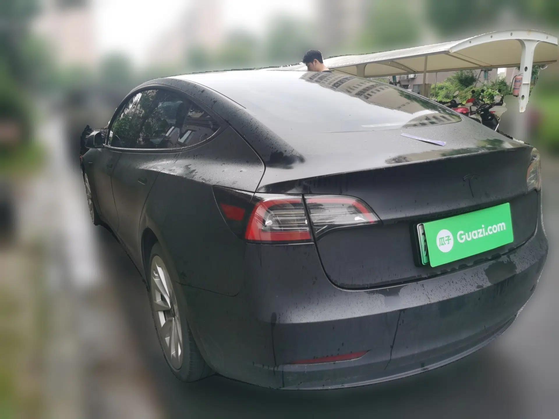 Tesla Model 3 2022 Rear-Wheel-Drive Version — миниатюра 4