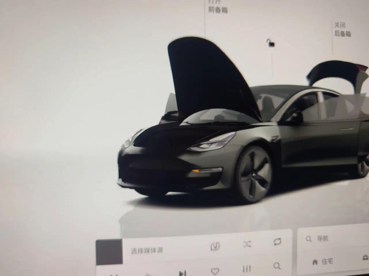 Tesla Model 3 2022 Rear-Wheel-Drive Version — миниатюра 13