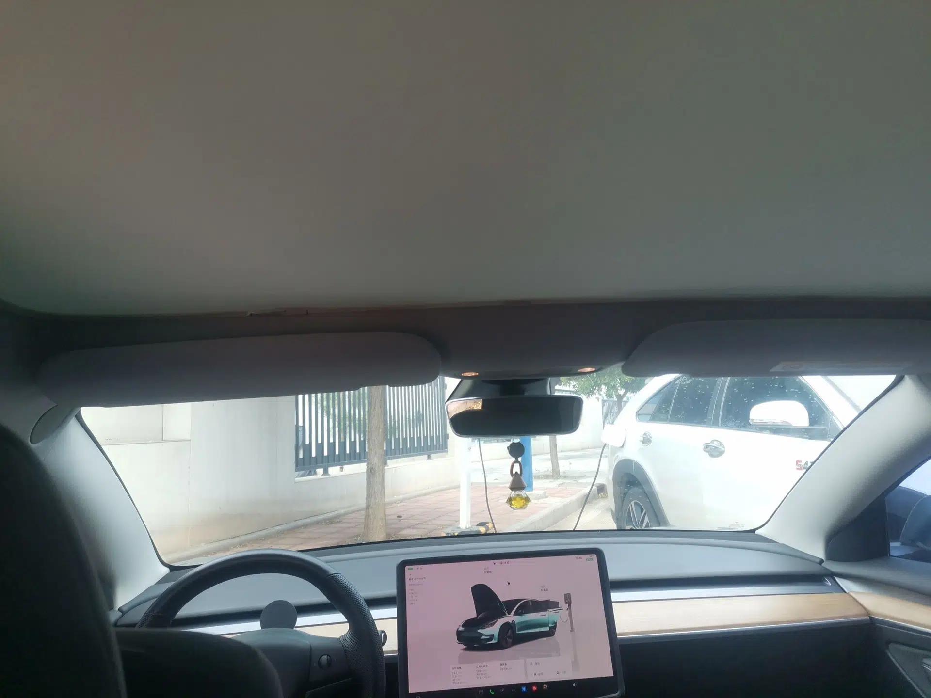 Tesla Model 3 2022 Rear-Wheel-Drive Version — миниатюра 18