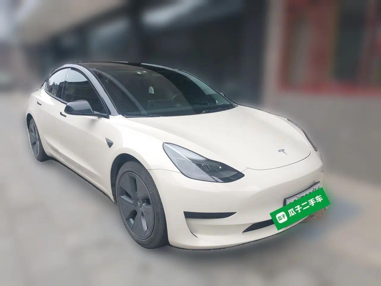 Tesla Model 3 2022 Rear-Wheel-Drive Version — миниатюра 3