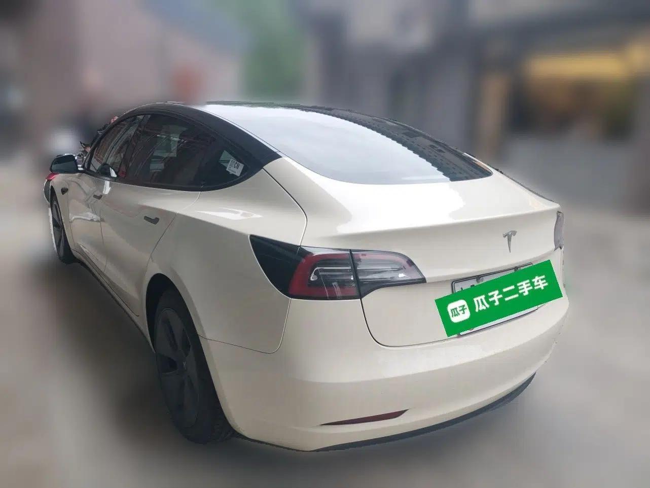 Tesla Model 3 2022 Rear-Wheel-Drive Version — миниатюра 4