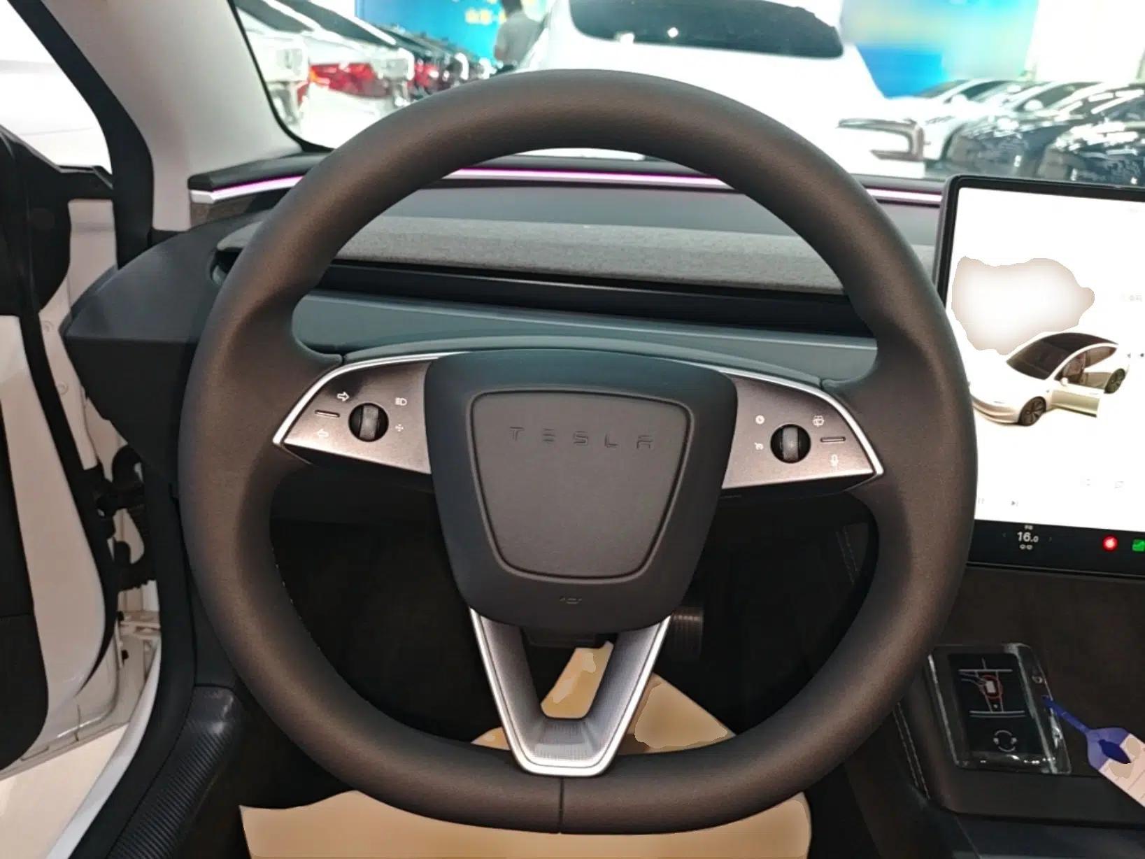 Tesla Model 3 2023 Rear-Wheel-Drive Version — миниатюра 13