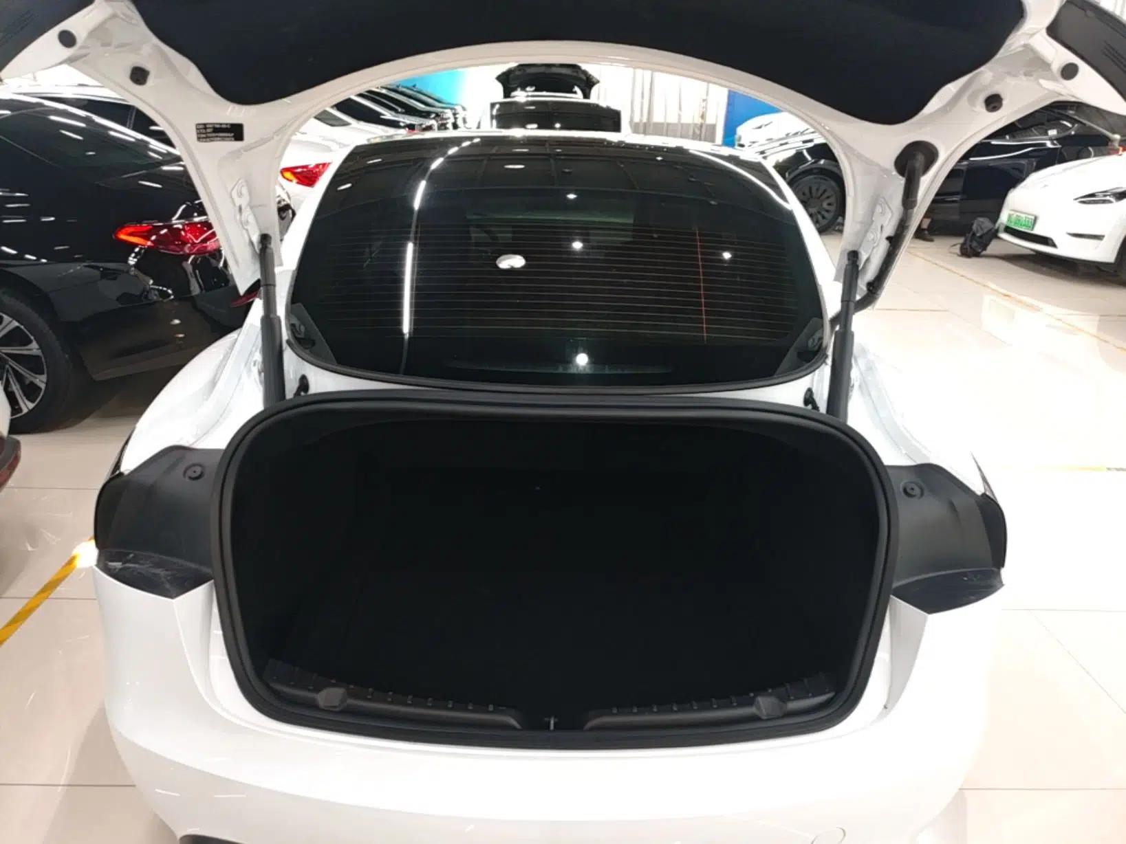 Tesla Model 3 2023 Rear-Wheel-Drive Version — миниатюра 22