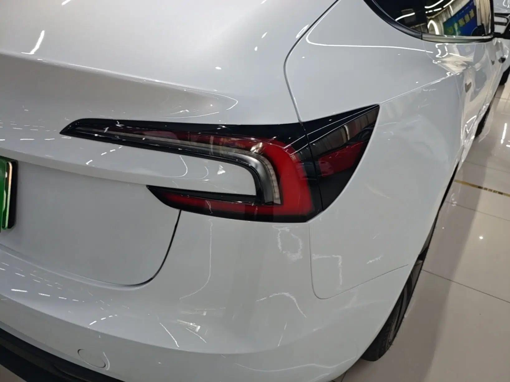 Tesla Model 3 2023 Rear-Wheel-Drive Version — миниатюра 9