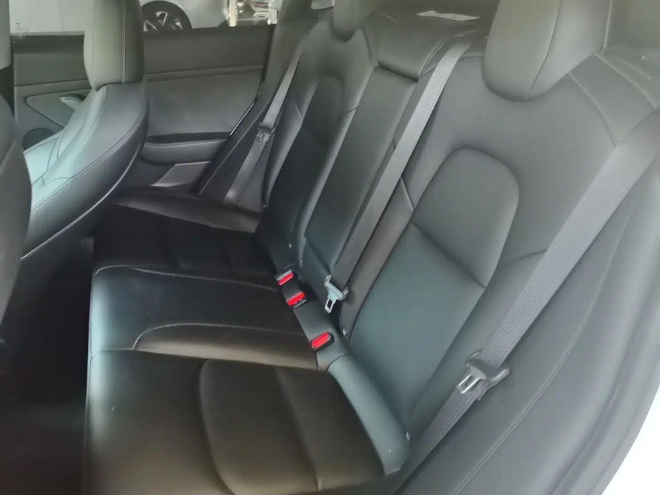 Tesla Model 3 2022 Performance High-Performance All-Wheel-Drive Version — миниатюра 25
