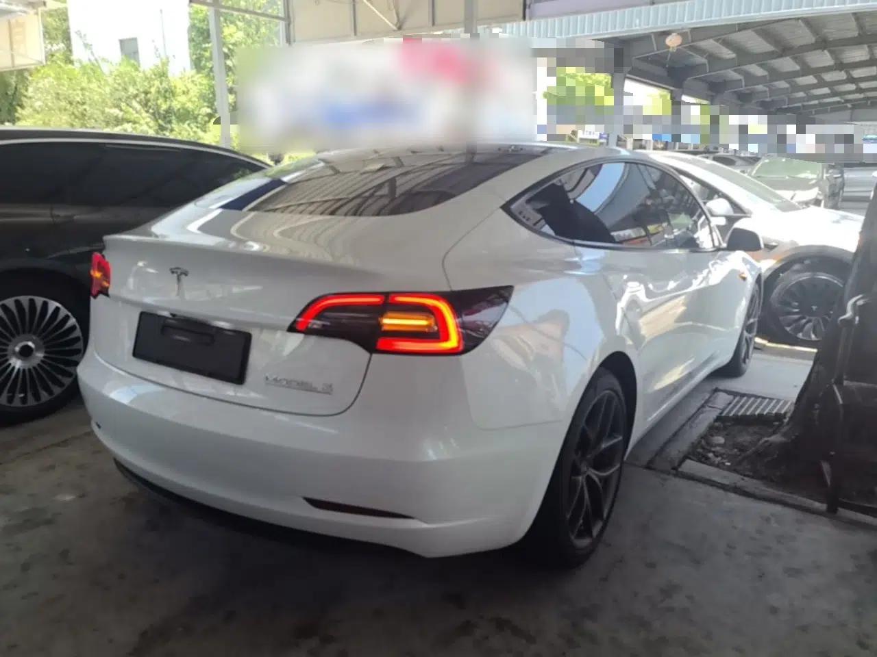 Tesla Model 3 2022 Performance High-Performance All-Wheel-Drive Version — миниатюра 6