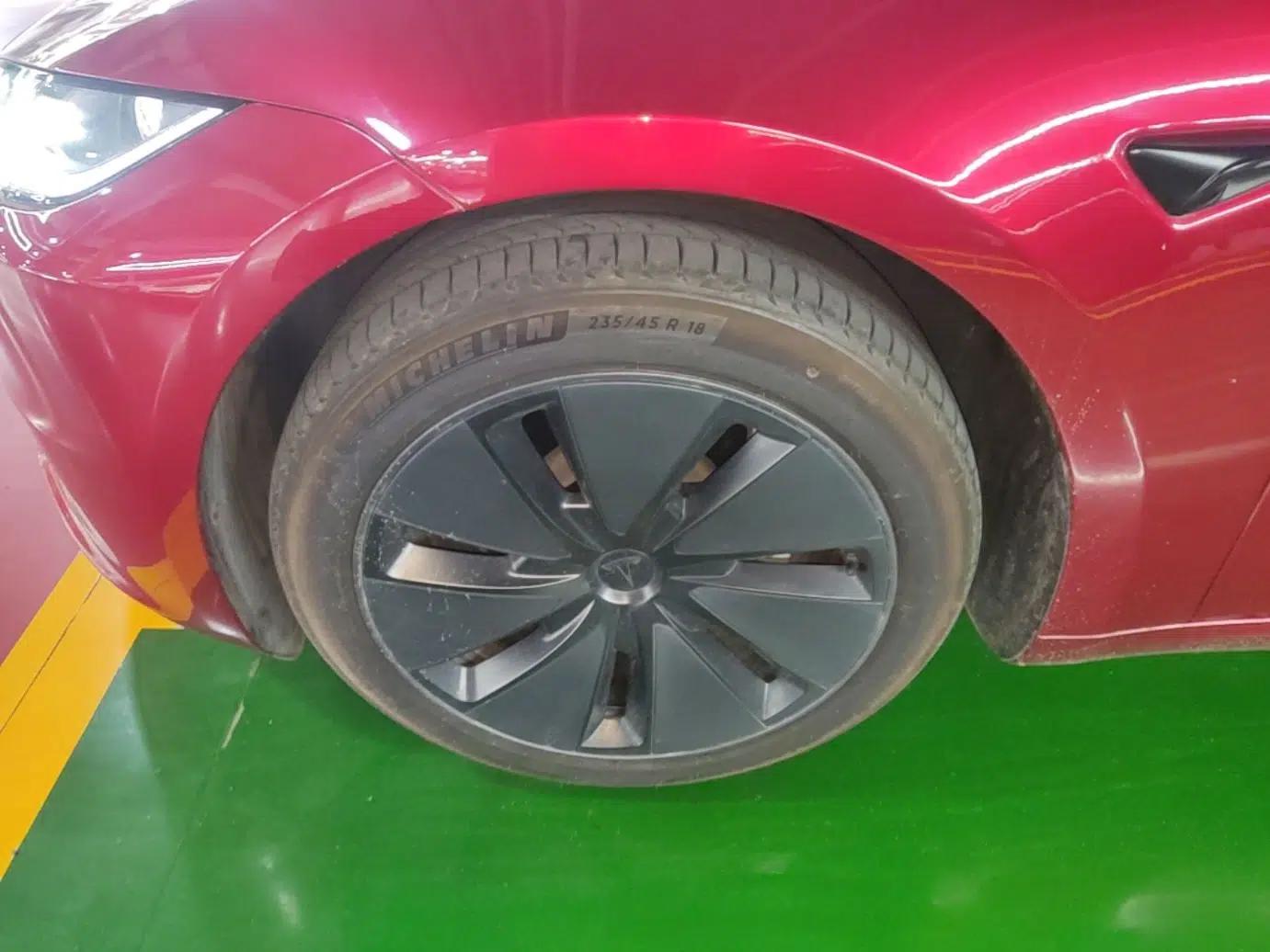 Tesla Model 3 2023 Rear-Wheel-Drive Version — миниатюра 10