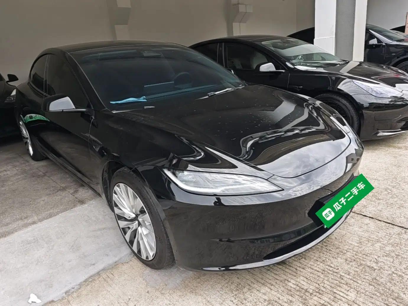 Tesla Model 3 2023 Rear-Wheel-Drive Version — миниатюра 3