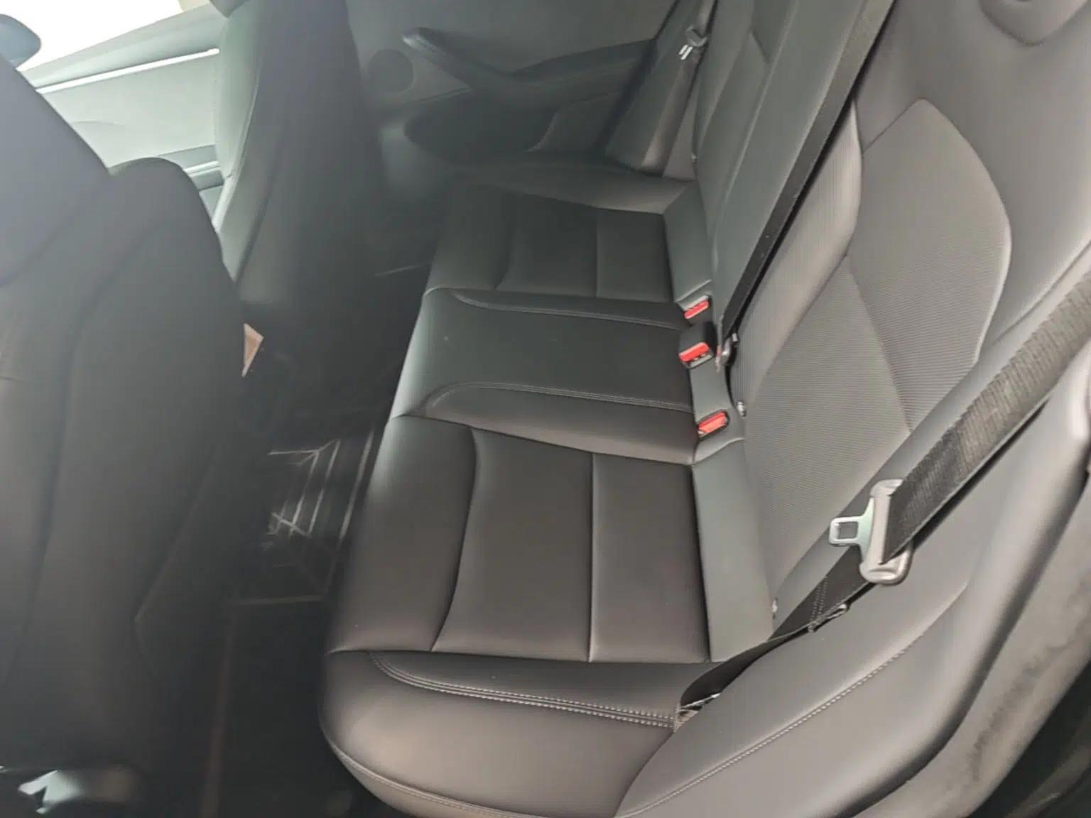 Tesla Model 3 2023 Rear-Wheel-Drive Version — миниатюра 25
