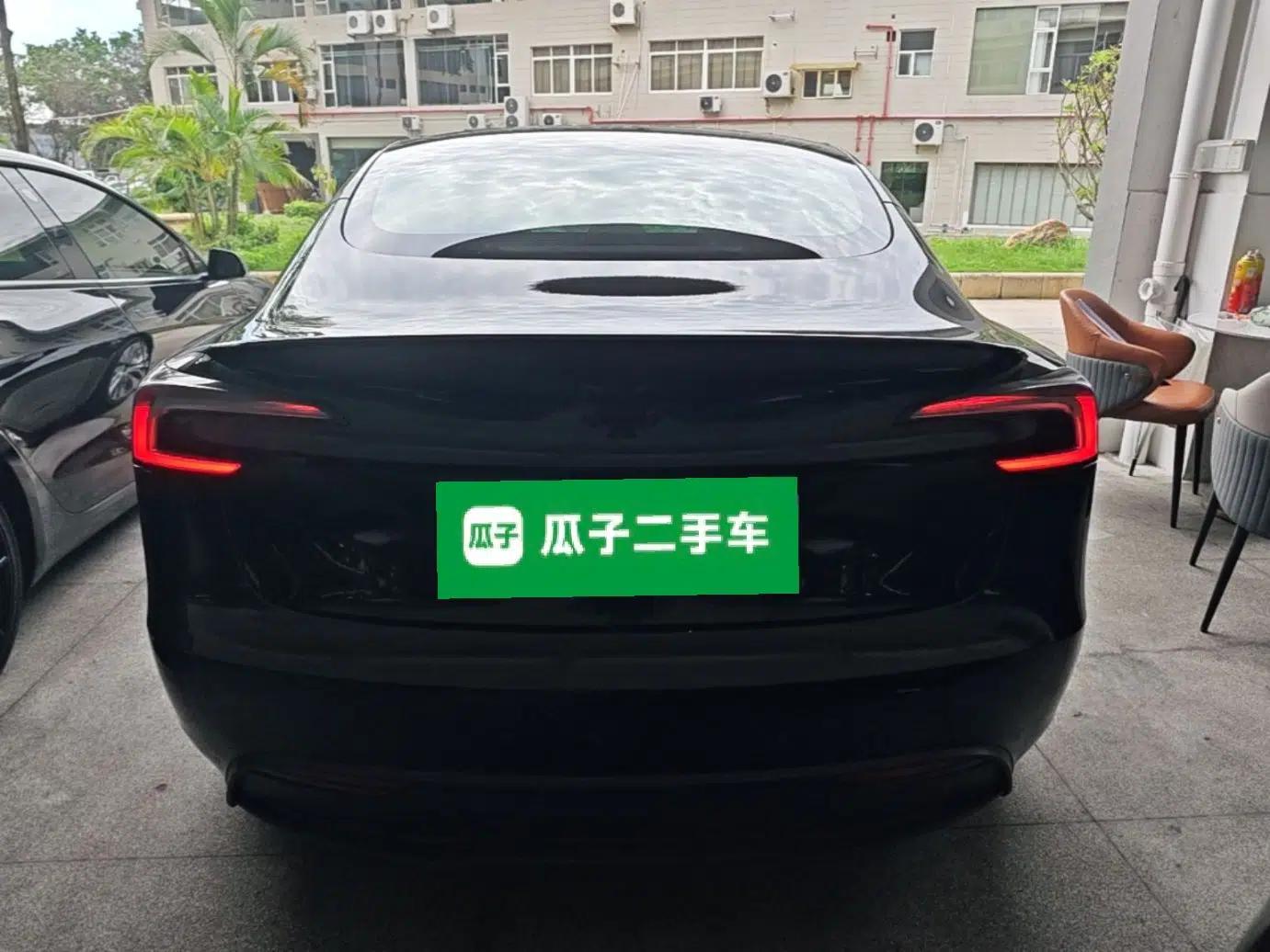 Tesla Model 3 2023 Rear-Wheel-Drive Version — миниатюра 5