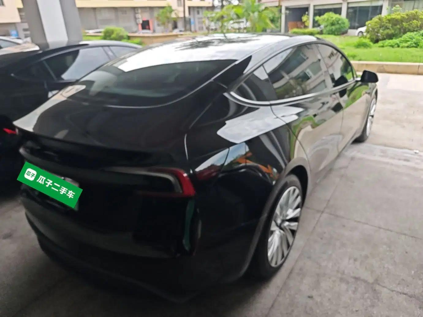 Tesla Model 3 2023 Rear-Wheel-Drive Version — миниатюра 6