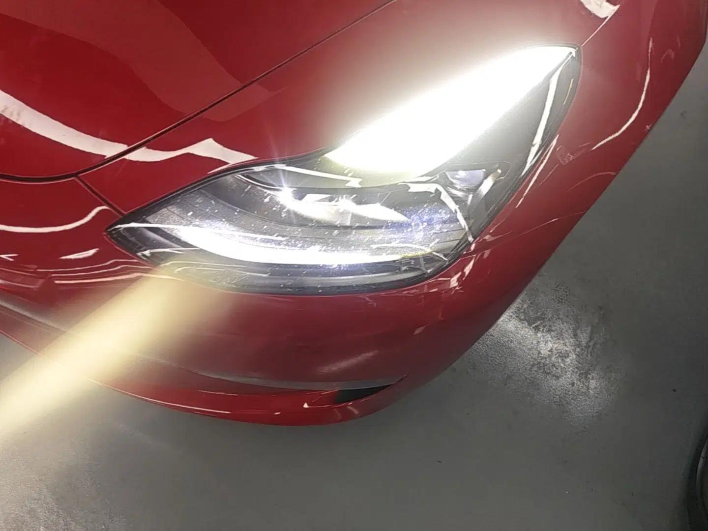 Tesla Model 3 2022 Performance High-Performance All-Wheel-Drive Version — миниатюра 8
