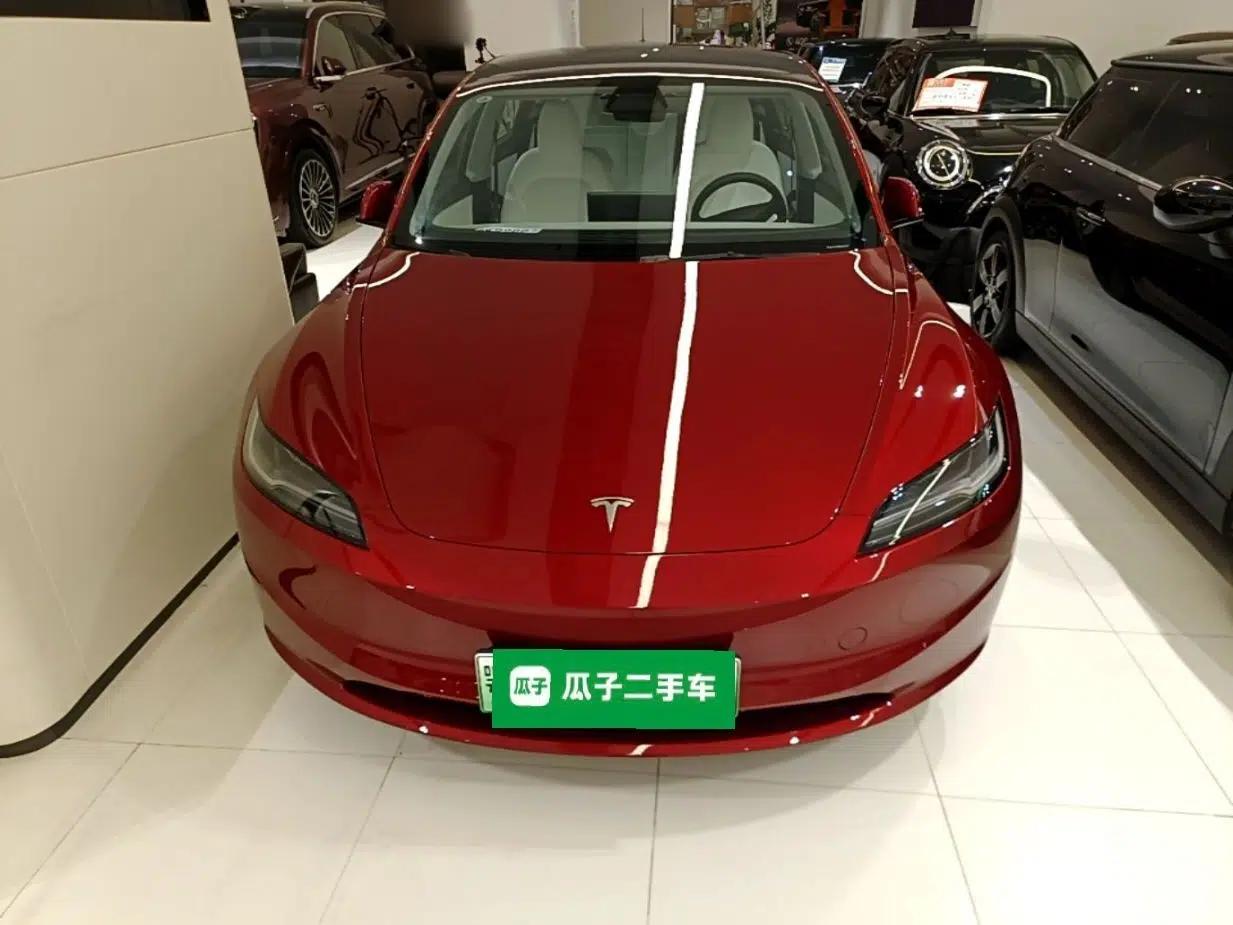 Tesla Model 3 2025 Rear-Wheel-Drive Version — миниатюра 2