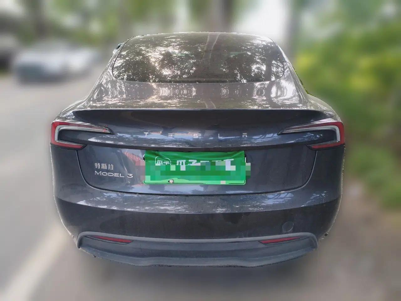 Tesla Model 3 2023 Rear-Wheel-Drive Version — миниатюра 5