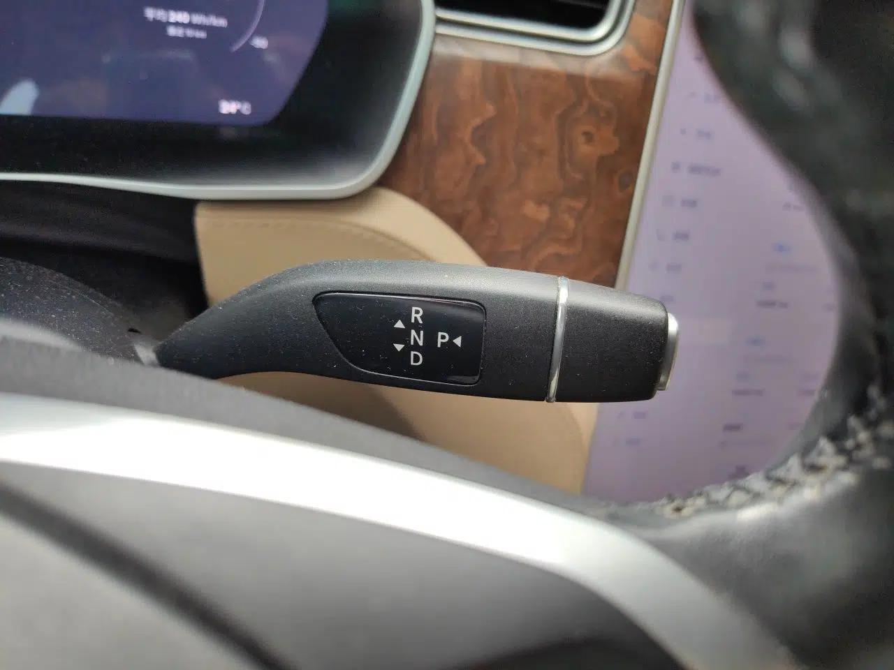 Tesla Model X 2017 X 100D Long Range Edition — миниатюра 14