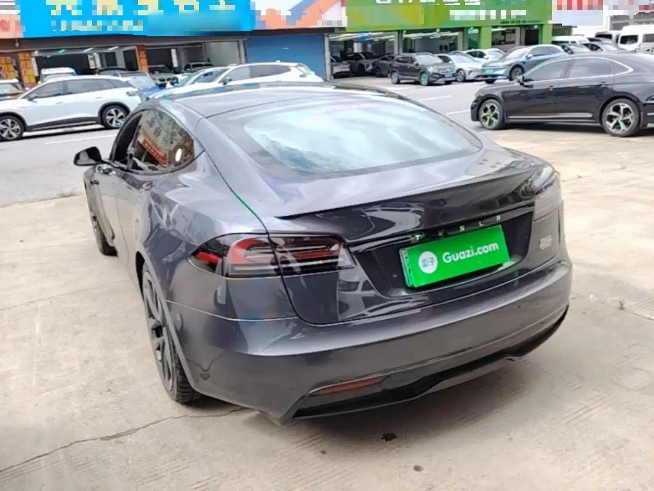 Tesla Model S 2023 Three-Motor All-Wheel-Drive Plaid Version — миниатюра 4