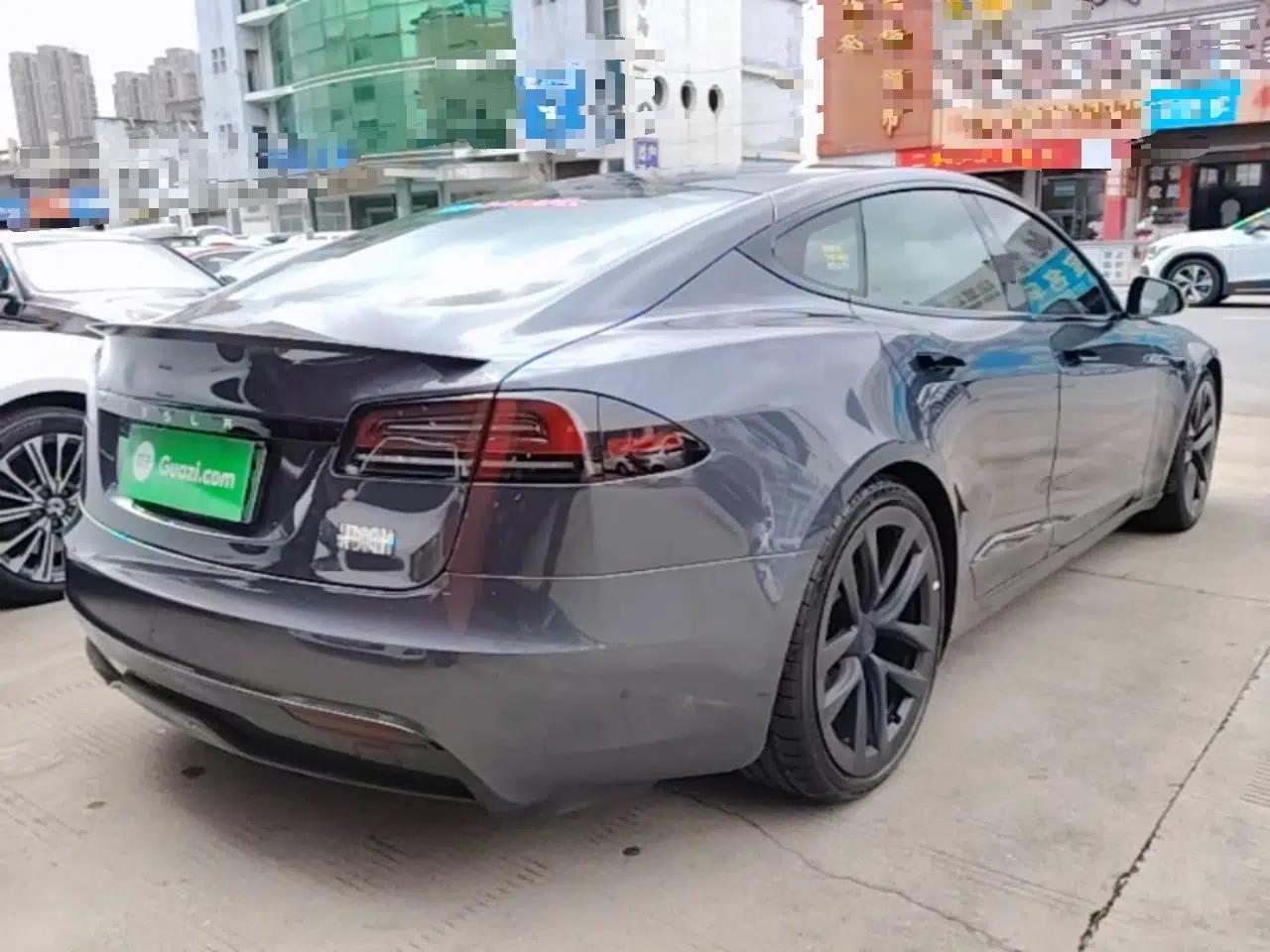 Tesla Model S 2023 Three-Motor All-Wheel-Drive Plaid Version — миниатюра 6