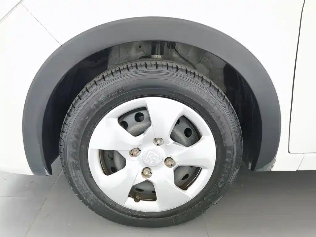 Baojun 310 2016 1.2L Manual Comfort Model — миниатюра 17