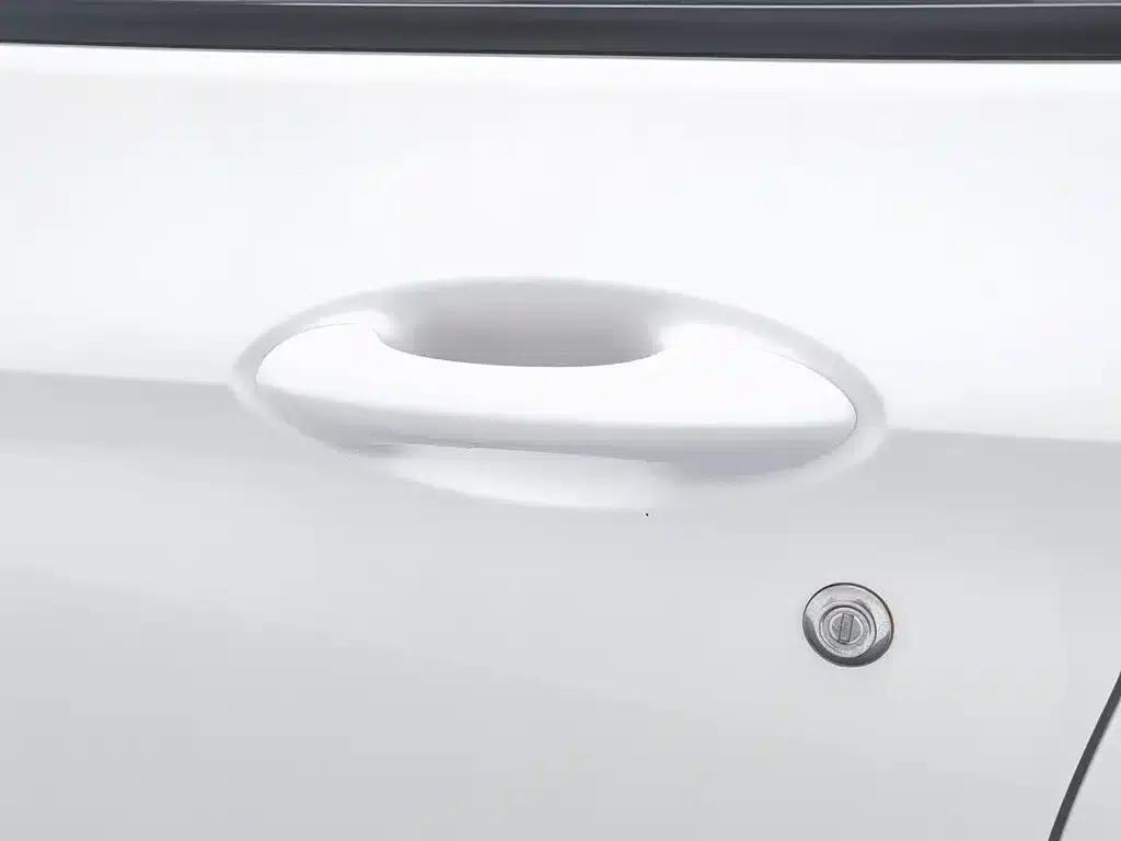 Baojun 310 2016 1.2L Manual Comfort Model — миниатюра 18