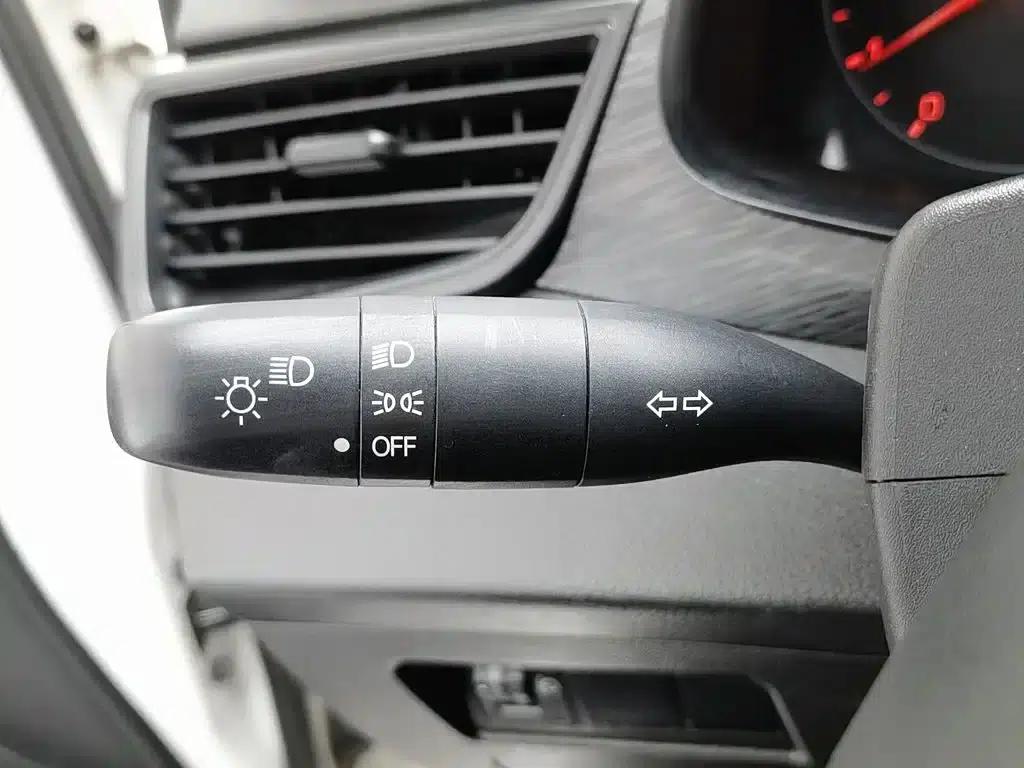 Baojun 310 2016 1.2L Manual Comfort Model — миниатюра 21