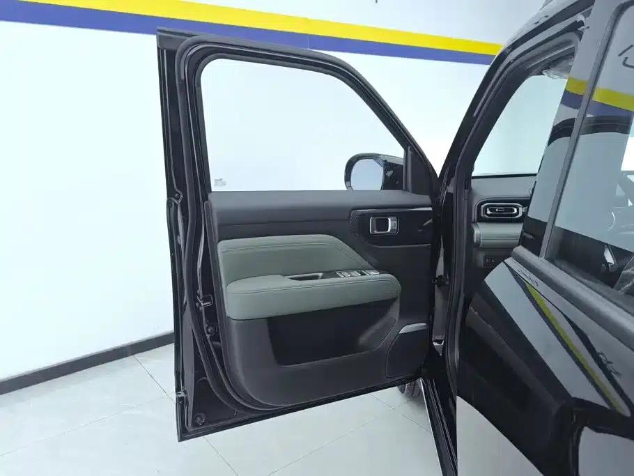 Baojun Yueye Plus 2026 Model 301km Flagship Edition — миниатюра 7