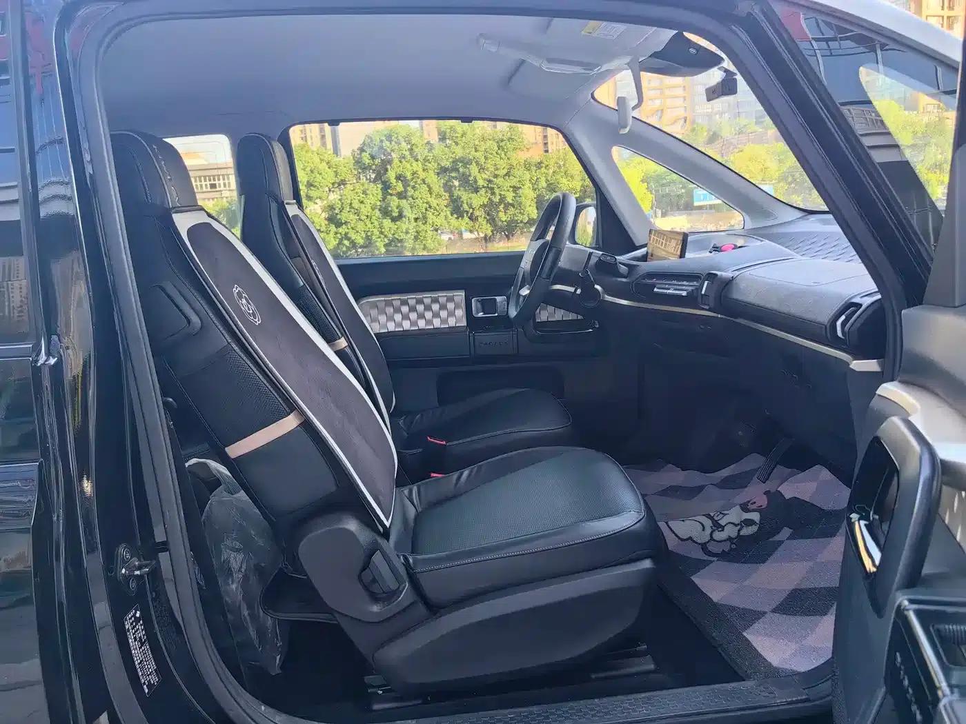 Baojun KiWi EV 2022 Artist Light Edition Ternary Lithium — миниатюра 10