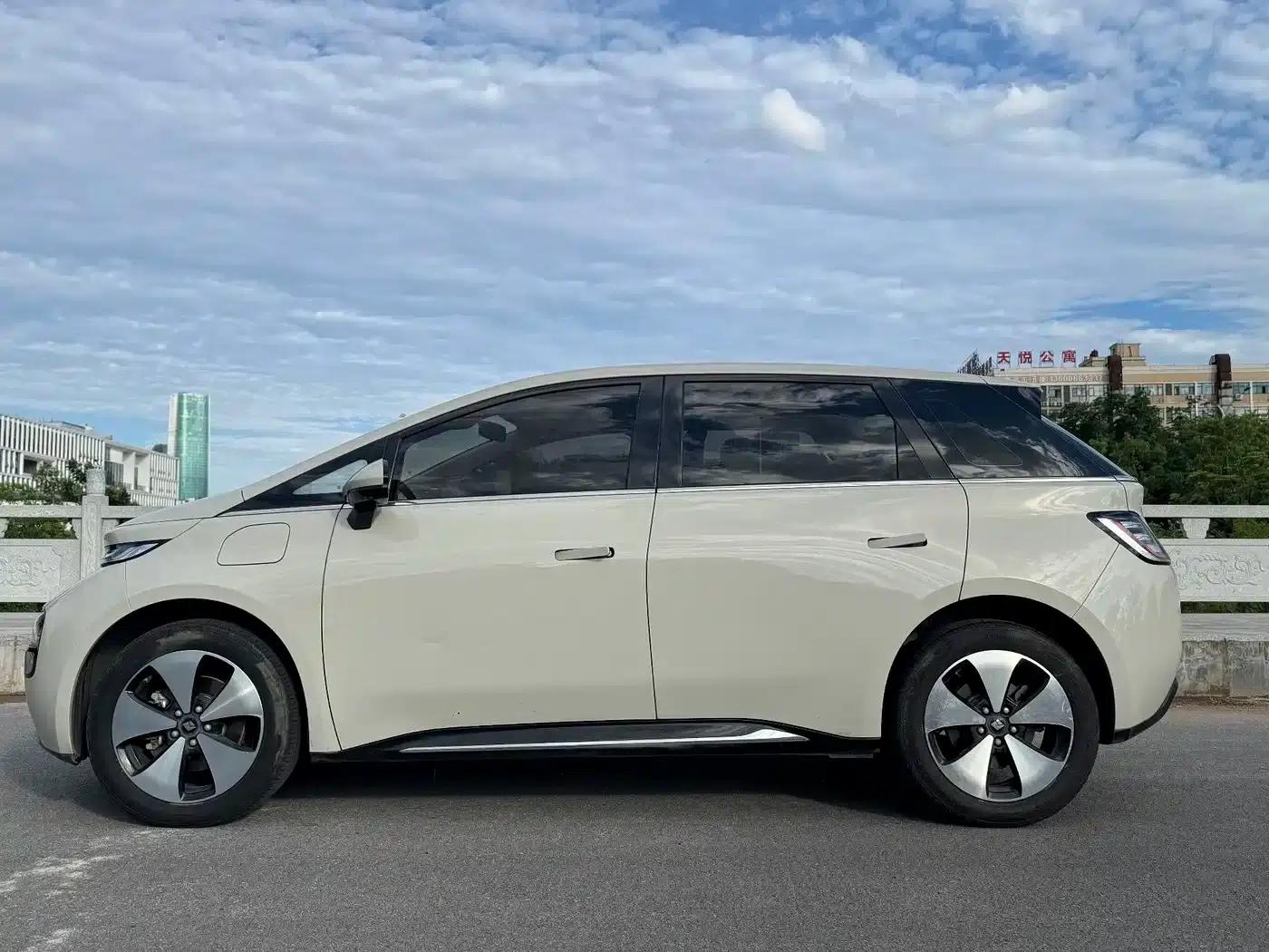 Baojun Cloud 2023 460 Max — миниатюра 11