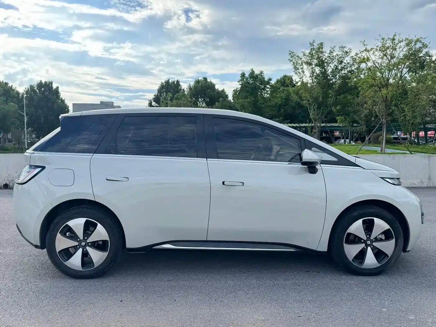 Baojun Cloud 2023 460 Max — миниатюра 16
