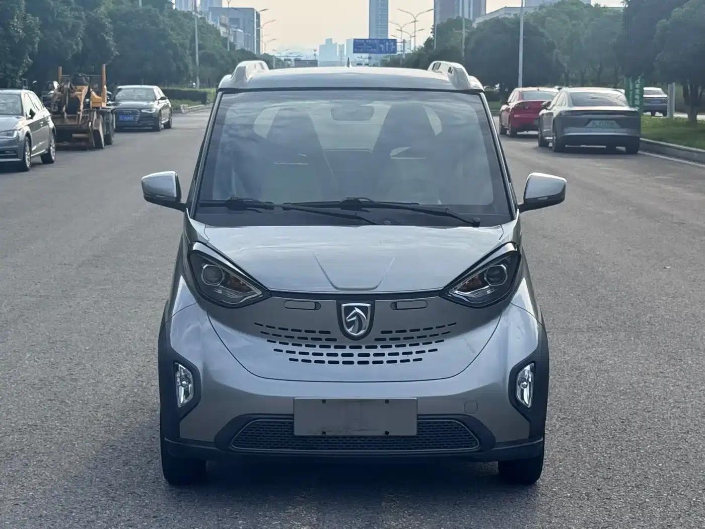 Baojun E100 2020 Model 305KM Smart Edition — миниатюра 2