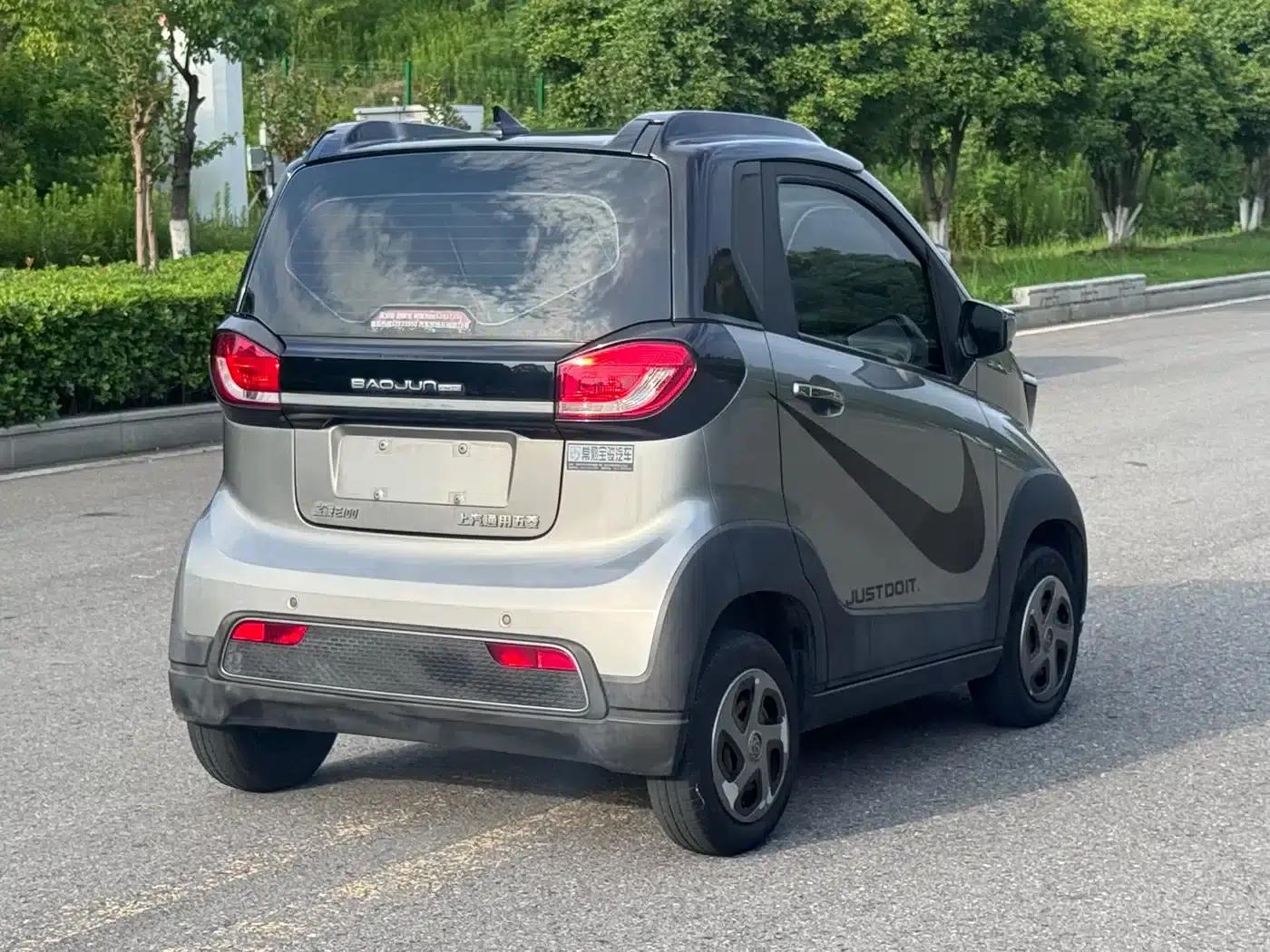 Baojun E100 2020 Model 305KM Smart Edition — миниатюра 12