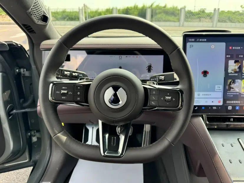 Denza Z9GT 2024 1100 4x4 Max First Edition — миниатюра 20