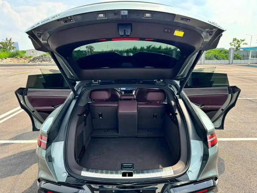 Denza Z9GT 2024 1100 4x4 Max First Edition — миниатюра 29