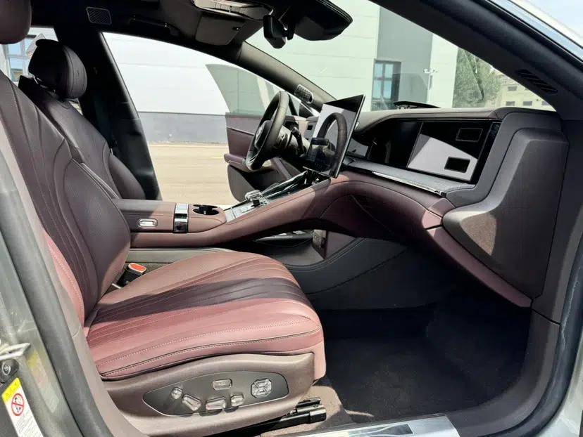 Denza Z9GT 2024 1100 4x4 Max First Edition — миниатюра 31