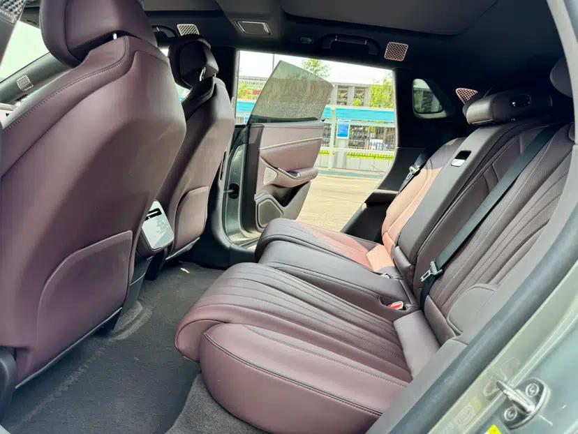 Denza Z9GT 2024 1100 4x4 Max First Edition — миниатюра 35