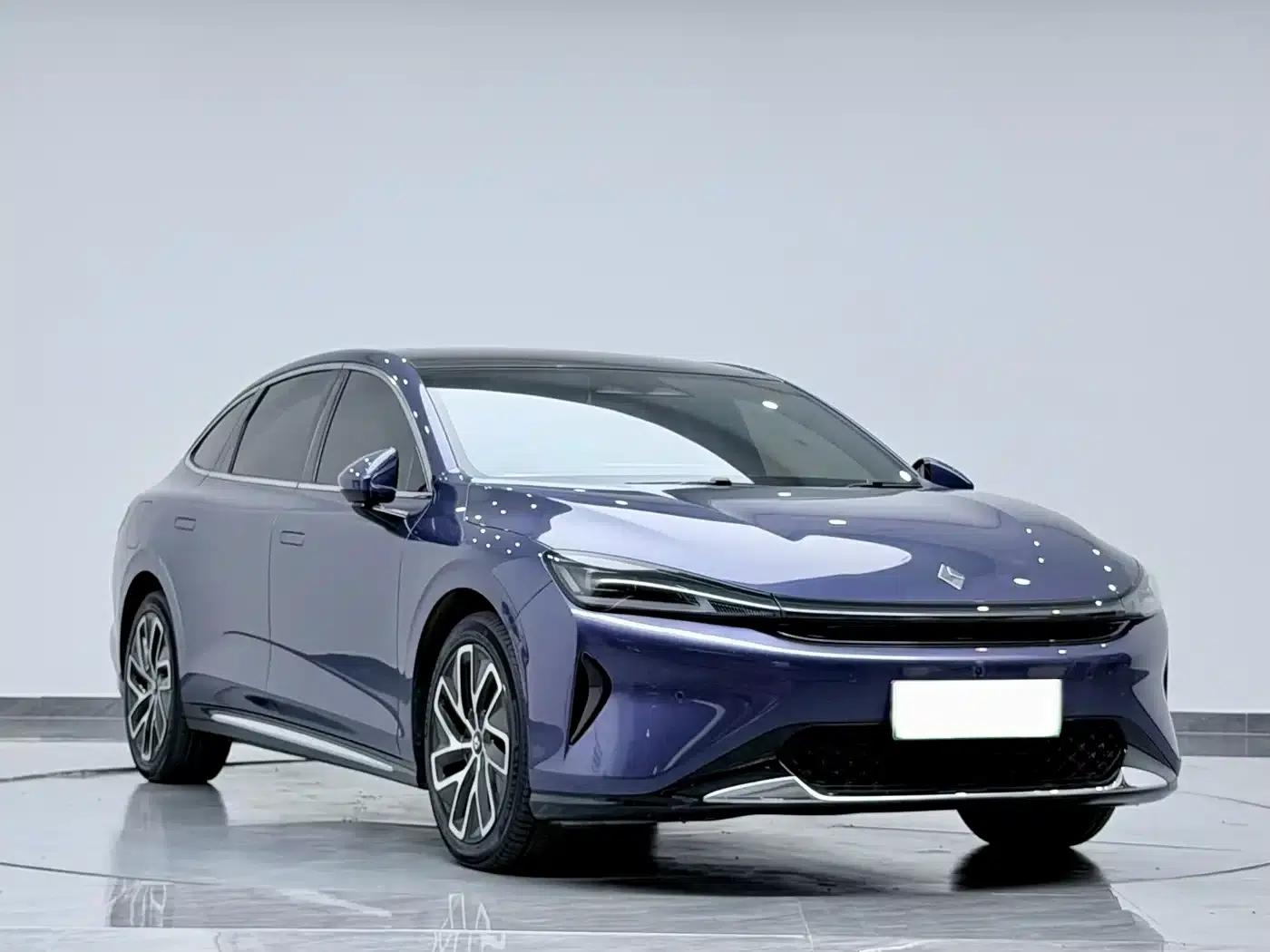 Baojun Enjoy 2025 Plug-in Hybrid 140km/h Luxury Edition — миниатюра 2