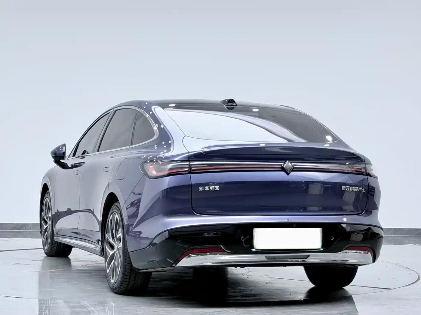 Baojun Enjoy 2025 Plug-in Hybrid 140km/h Luxury Edition — миниатюра 6
