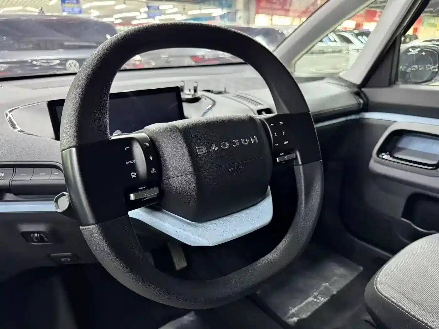 Baojun E300 2020 Plus Interstellar Intelligent Driving Edition — миниатюра 4