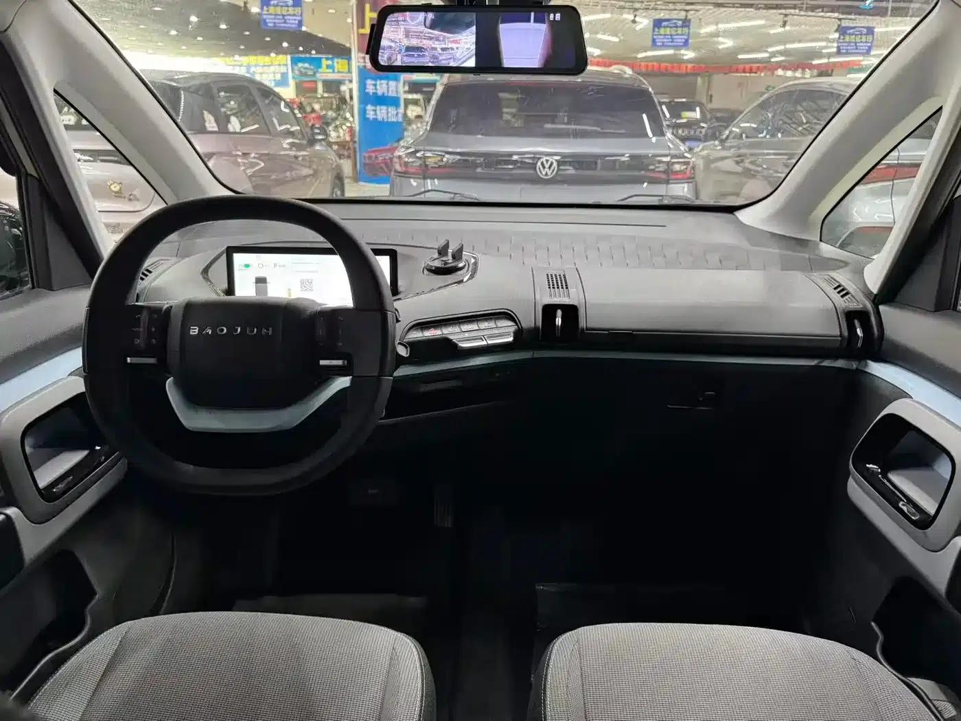 Baojun E300 2020 Plus Interstellar Intelligent Driving Edition — миниатюра 8