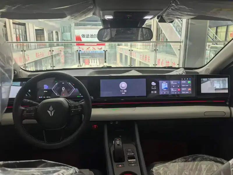 Lingxi L 2024 Ready Player One Edition — миниатюра 7