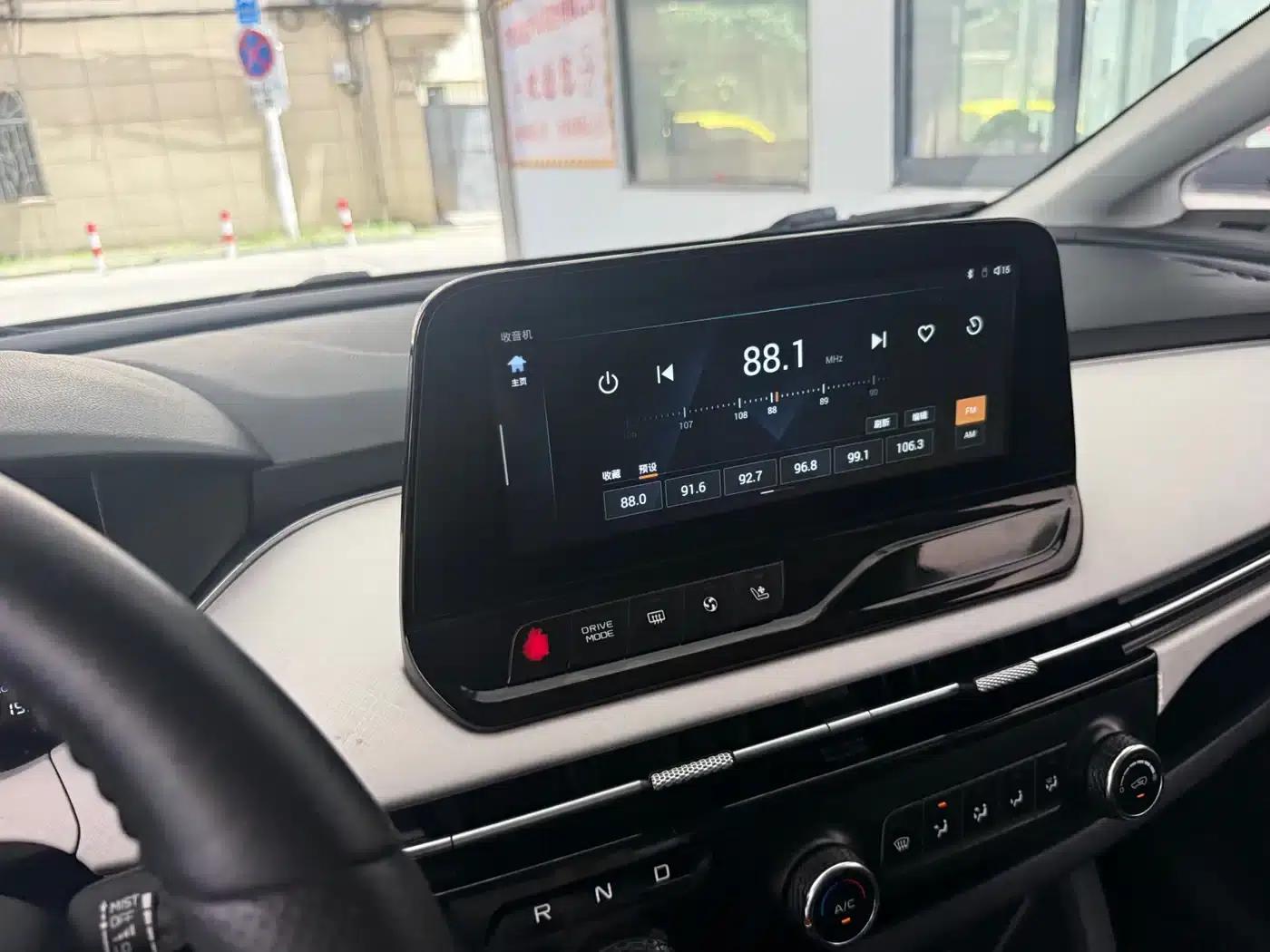 Bestune NAT 2022 Enjoy Travel Edition 100kW 425km — миниатюра 11