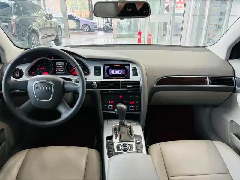 Audi A6L 2011 2.0 TFSI Automatic Comfort — миниатюра 14