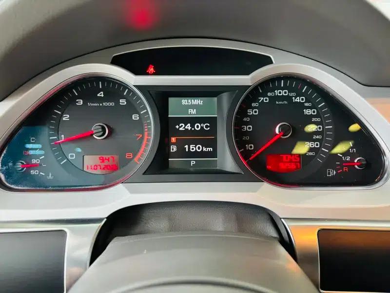 Audi A6L 2011 2.0 TFSI Automatic Comfort — миниатюра 15