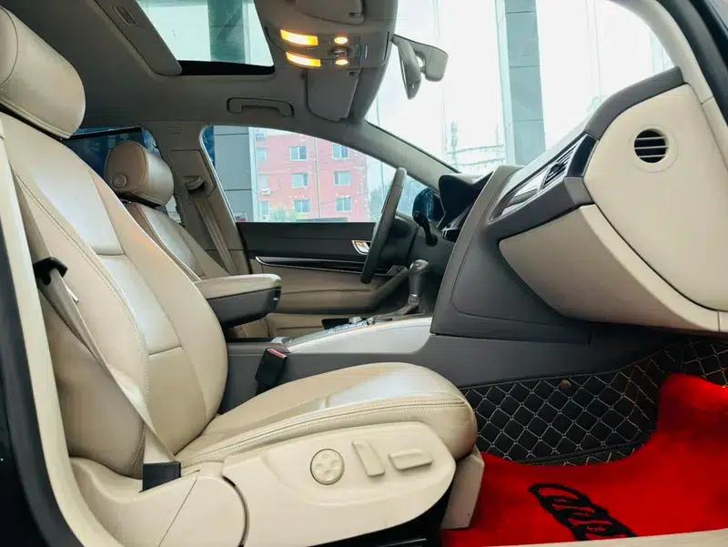 Audi A6L 2011 2.0 TFSI Automatic Comfort — миниатюра 26