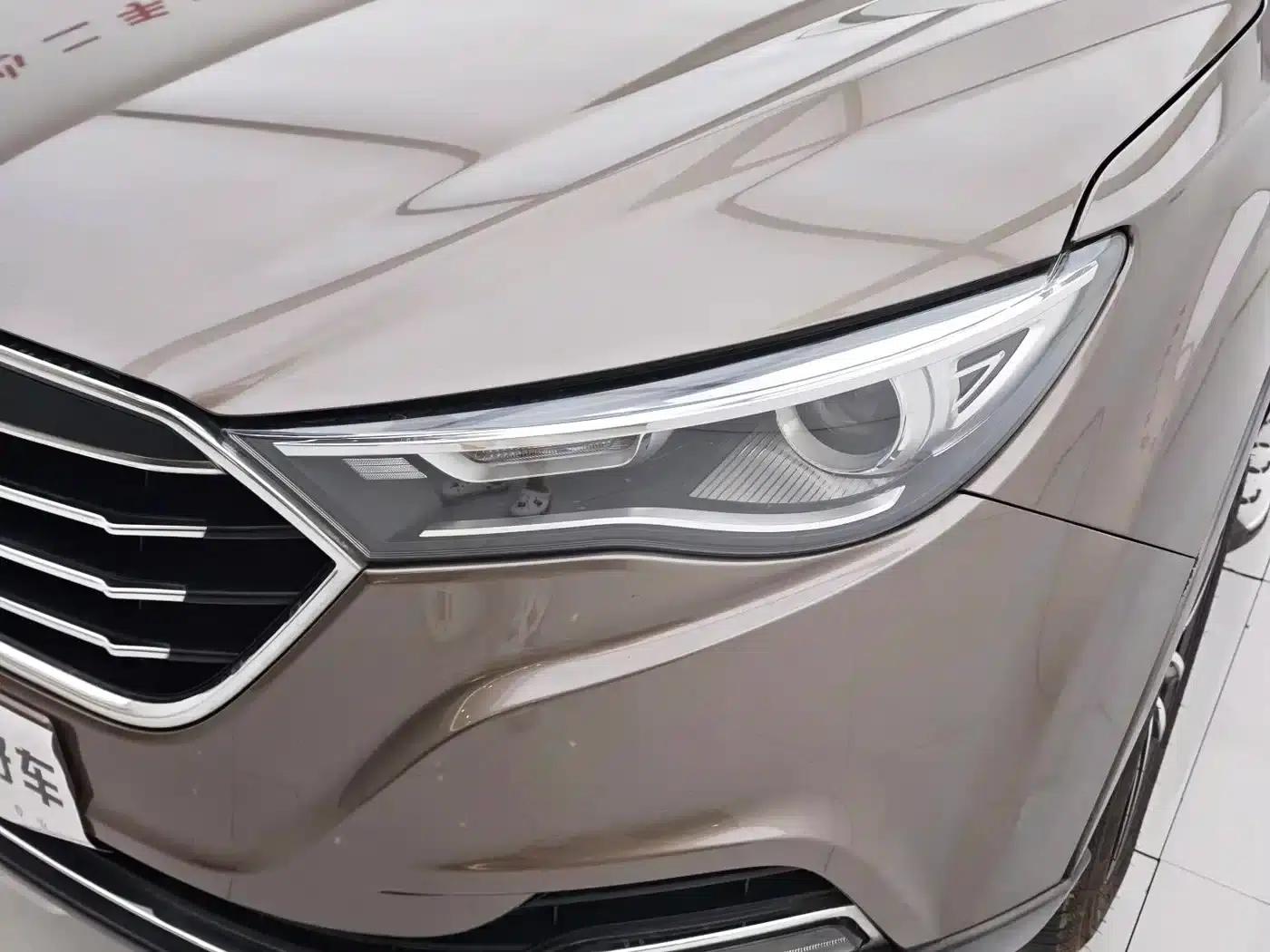 Besturn X40 2017 1.6L Automatic Premium Edition — миниатюра 18