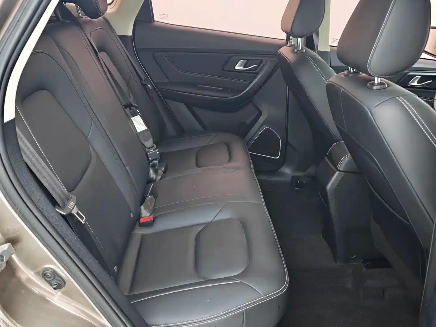 Besturn X40 2017 1.6L Automatic Premium Edition — миниатюра 10
