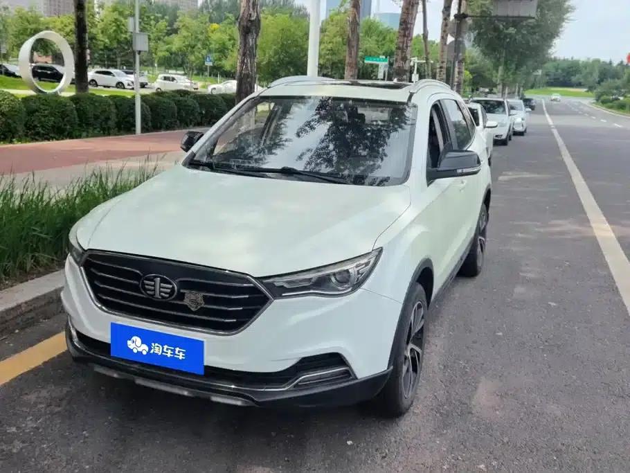 Bestune X40 2019 1.6L Manual Deluxe Edition (National V Emission Standard) — миниатюра 1