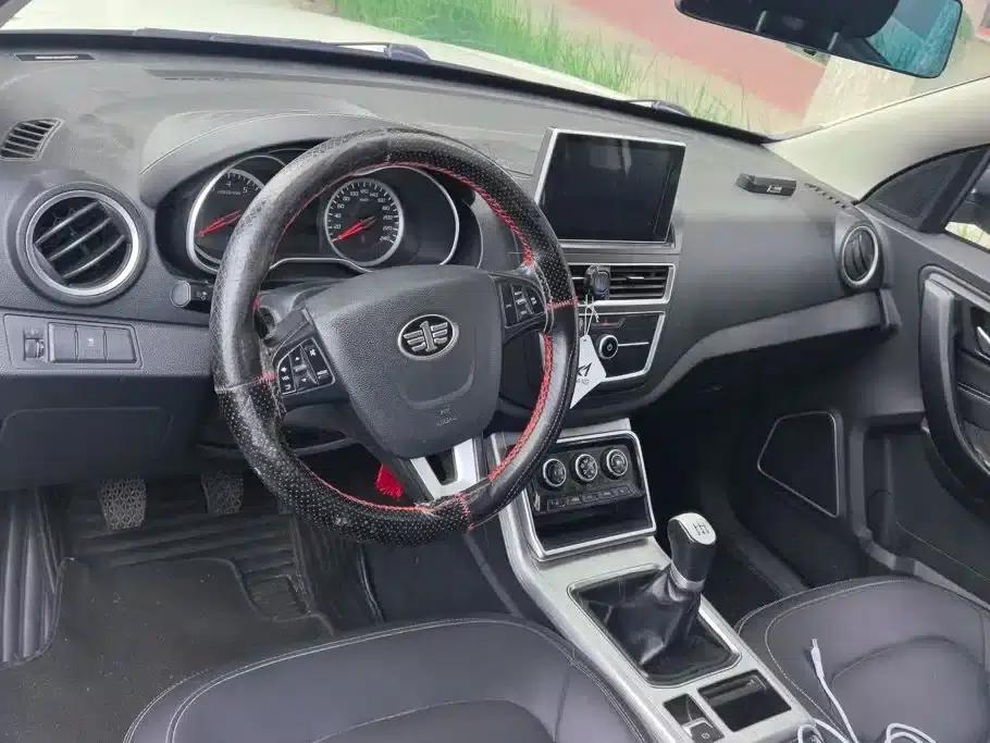Bestune X40 2019 1.6L Manual Deluxe Edition (National V Emission Standard) — миниатюра 12