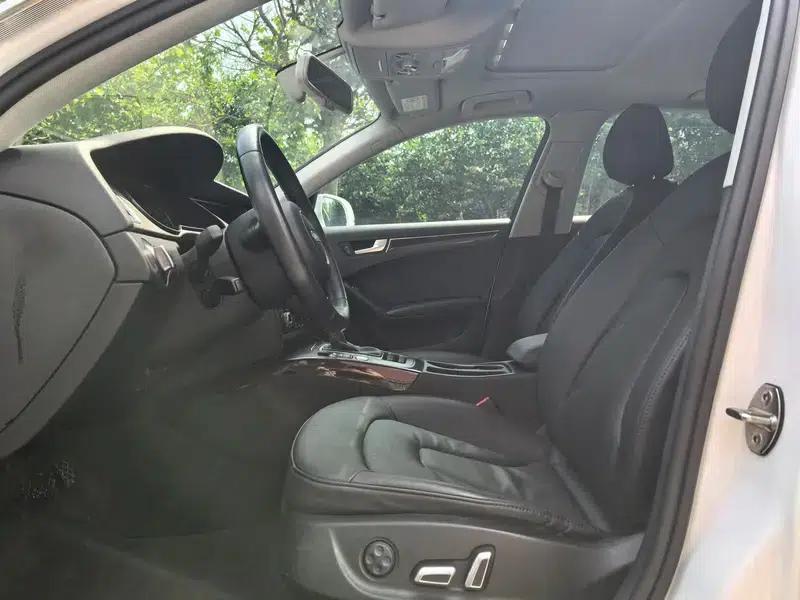 Audi A4L 2016 35 TFSI Classic Edition S line Comfort — миниатюра 13