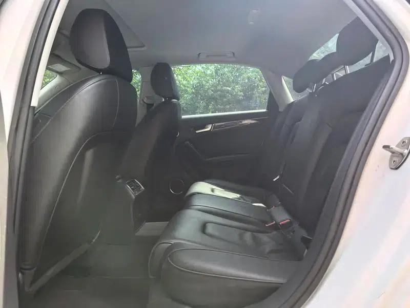 Audi A4L 2016 35 TFSI Classic Edition S line Comfort — миниатюра 15