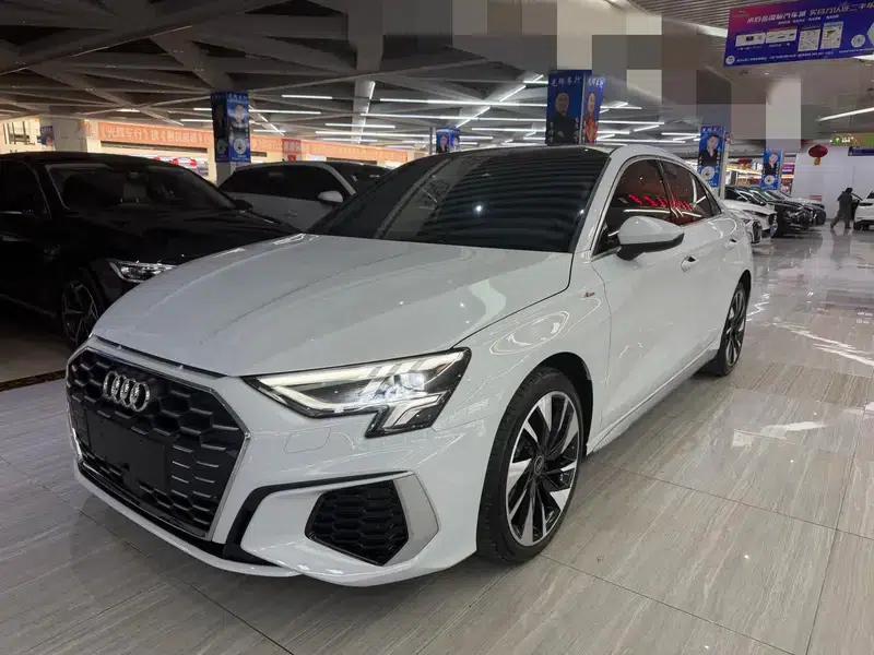 2022 Audi A3 A3L Limousine 35 TFSI Fashion Sport — миниатюра 1
